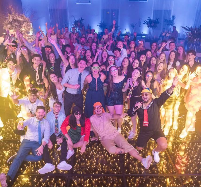 Foto geral com todos os convidados